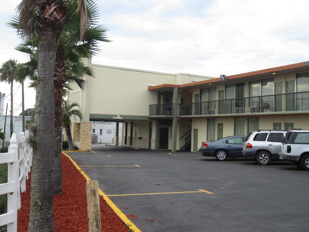 Budget Inn - Palatka Exterior foto